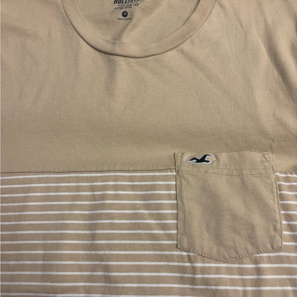 Hollister Modern T-shirt Rounded bottom hem - Size M - Picture 2 of 3